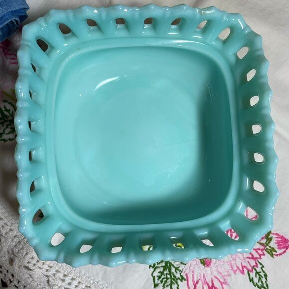 Vintage Rare Fostoria Aqua Turquoise Milk Glass Depression pressed glass dish - Picture 3 of 17